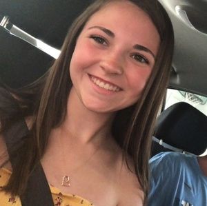 Meet your Posher, Kaleigh